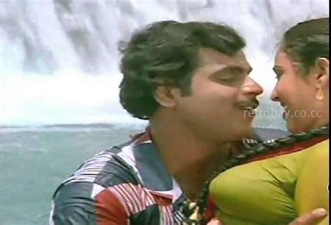 Tamil Hot Actress Hot Photos Geetha Hot