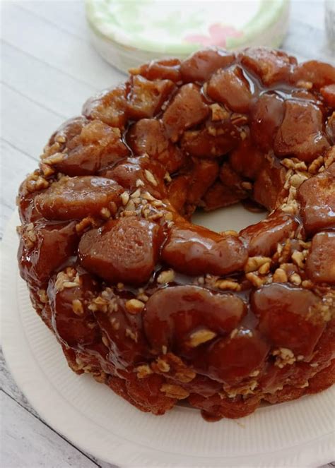 Pillsbury Sticky Buns Bundt Pan