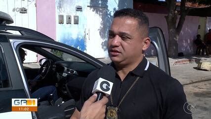 Duas Pessoas S O Assassinadas A Tiros Em Frente Ao Pres Dio Doutor