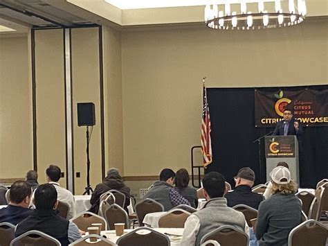 6 f temperatures are causing immediate concern for local citrus farmers 14