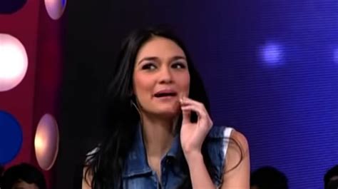 Heboh Luna Maya Satu Panggung Lagi Dengan Ariel NOAH Netizen Doakan CLBK