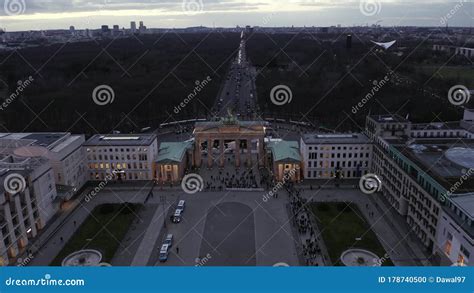 Aerial Towards Brandenburger Tor With City Traffic Lights And View