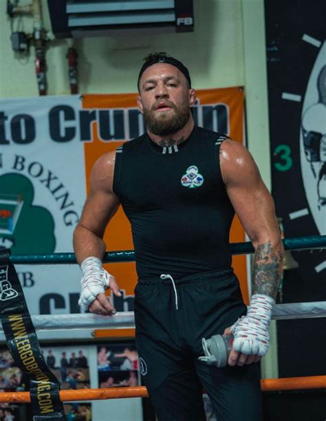 Conor Mcgregor Looks Huge As He Shows Off Massive Muscle Gain In