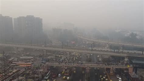 Delhi Air Quality Still Very Poor Aqi At 385 India News The Financial Express