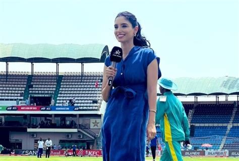 Odi World Cup 2023 Pakistan Sports Presenter Zainab Abbas Leaves India Over Safety Concerns