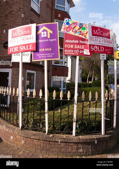 For Sale Board Boards Hi Res Stock Photography And Images Alamy