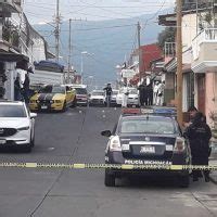 Michoac N Asesinan A Balazos A Ocupantes De Mustang Amarillo En