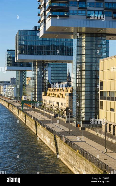 Crane Houses Hi Res Stock Photography And Images Alamy