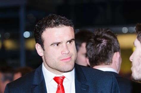 Rugby Ace Jamie Roberts Blasts Wales Outrageous 60 Cap Selection Rule