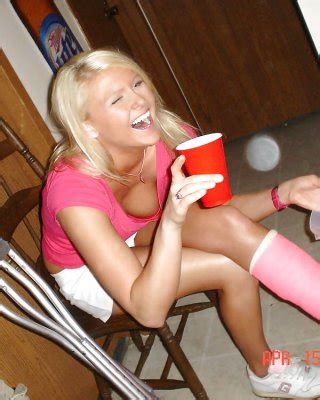 Nipple Slip Porn Pictures XXX Photos Sex Images 136945 PICTOA