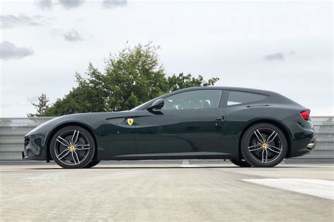 Ferrari Ff 4x4 Mit Sonderlack Nic Sportwagen