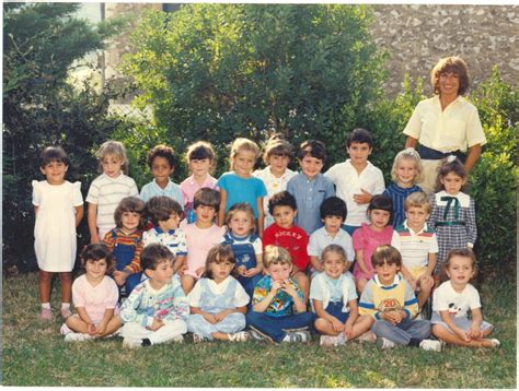 Photo De Classe Maternelle 2e Annee De 1985 Ecole Grand Saint Giniez