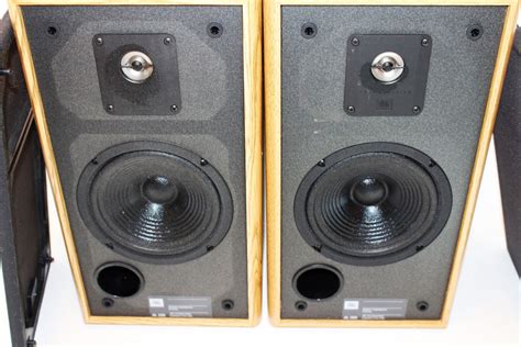 Jbl 2600 Bookshelf Speakers Pair Vintage 1989 8 Ohms 100 Watt