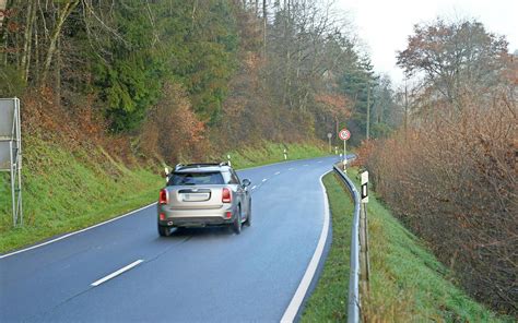 Verkehrsregeln In Der Eifel Selbstversuch Im Berufsverkehr