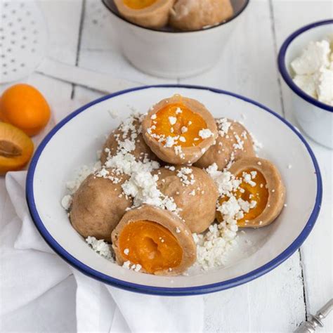 Tvarohové knedlíky s meruňkami recept rychle zdravě a jednoduše