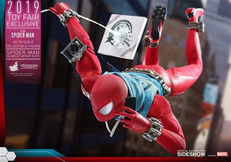 Hot Toys Scarlet Spider Suit Spider Man Ps Showcase Review Figround