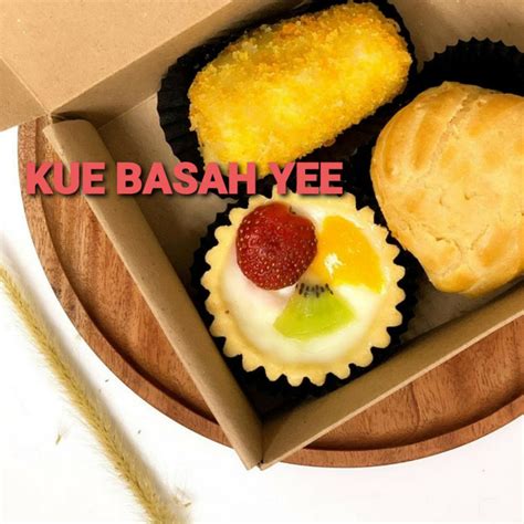 Jual Paket Snack Box Premium Isi 3 Kue Enak Dan Lezat Shopee Indonesia