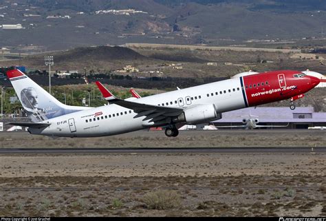 EI FJR Norwegian Air International Boeing 737 86N WL Photo By Jost