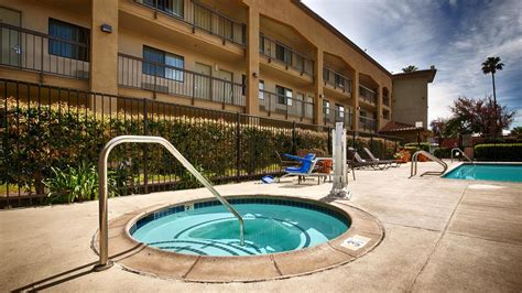 Best Western Plus Pleasanton Inn From 90 Pleasanton Hotel Deals And Reviews Kayak