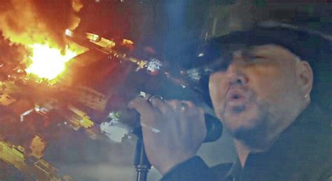 Jason Aldean defiende su canción Try That in a Small Town ante