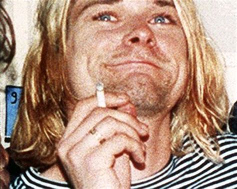 Kurt Cobain Smoking Wallpapers Top Free Kurt Cobain Smoking Backgrounds Wallpaperaccess