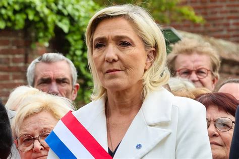 Rafle Du Vel Dhiv Pour La Premi Re Fois Marine Le Pen Reconna T La