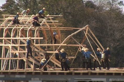 The Amish Barn Raising (Excellent Documentary) - Amish America