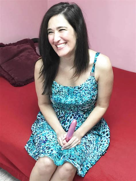 Mature Hottie Deliah Fucks Her Toy 14 Nude Pics XHamster