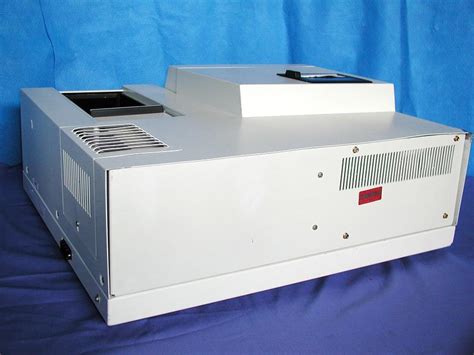 Hitachi U 2000 Double Beam Uvvis Spectrophotometer Double Beam