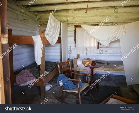 1198 Log Fort Wall Images Stock Photos 3d Objects And Vectors