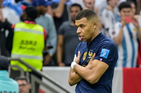 Mbappé Va Protéger Sa Marque Sa Célébration Et Ses Expressions Cultes