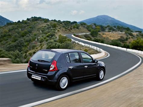 Фото Рено Сандеро / Renault Sandero