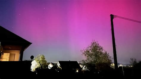 Polarlichter färben Himmel Wie kam es zur Aurora Borealis über Mayen