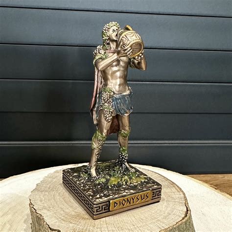 Statue Dionysos Gemstore