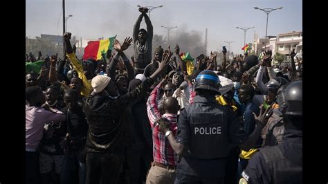 Cité Keur Gorgui Sonko Sous Résidence Surveillée Des Députés A Son