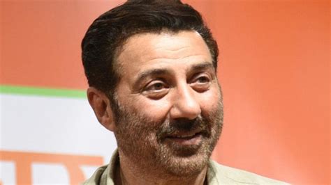 Lok Sabha Election Results 2019 Bjps Sunny Deol Leading In Gurdaspur