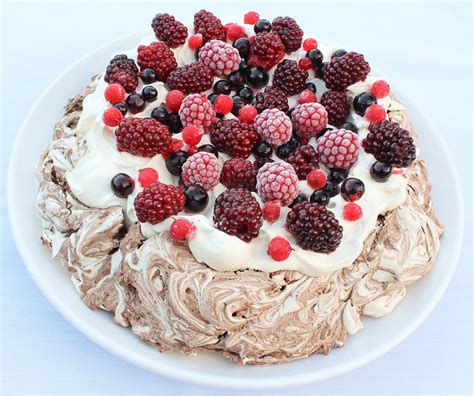 Kitchen Delights: Chocolate and Vanilla Berry Pavlova - Recipe