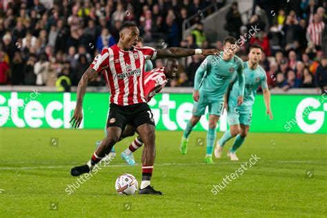 Ivan Toney Brentford Shoots Penalty Kick Editorial Stock Photo - Stock ...