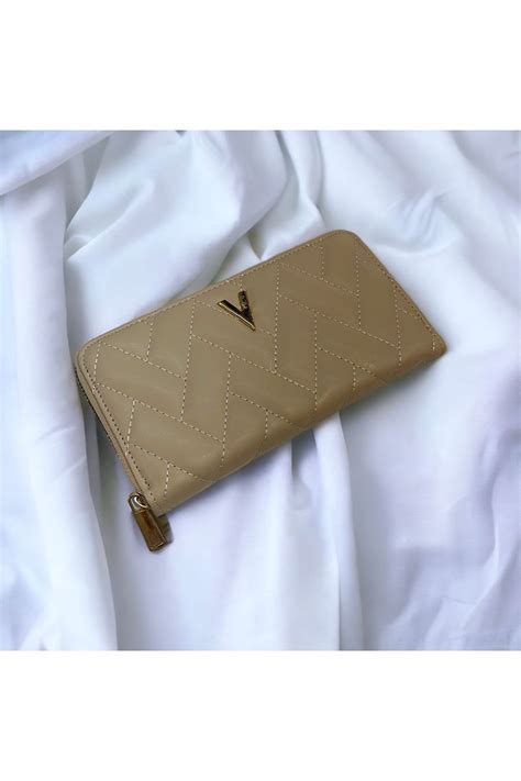 Patterned Black Handbag