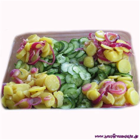 Kartoffelsalat Mit Gurke Und Roten Zwiebeln Rezept Mit Bild