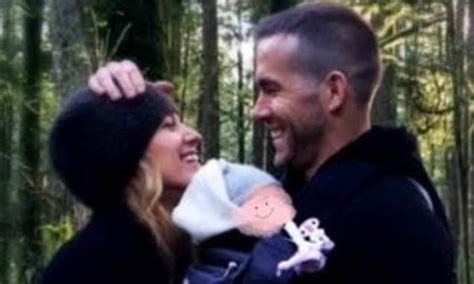 Ryan Reynolds 'reveals gender' of new baby as he shares Twitter photo ...