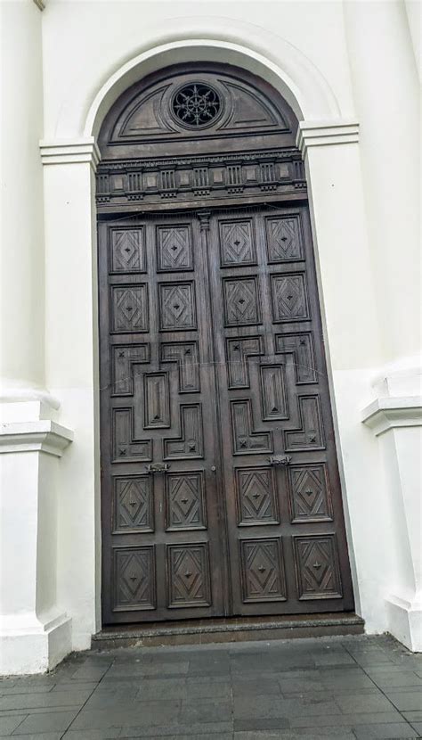 Reinaldo Spitaletta On Twitter Puerta Lateral De La Iglesia De Santa