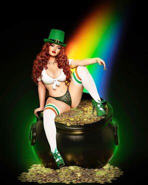 Redhead Fiona Porn Pic