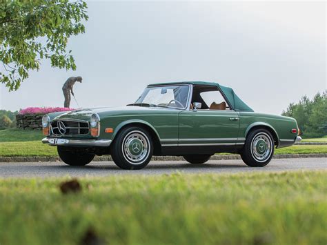 1971 Mercedes-Benz 280 SL 'Pagoda' | Monterey 2019 | RM Sotheby's