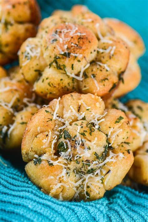 Savory Herb Monkey Bread Rolls Are Soft Buttery Pull Apart Rolls With