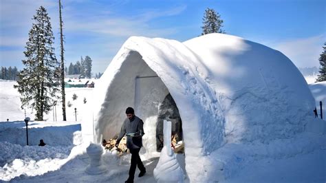 Igloo Cafe In J K S Gulmarg Becomes New Tourist Attraction IndiaPost