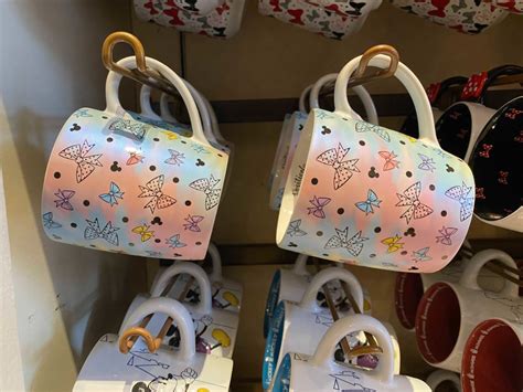 PHOTOS New Pastel Minnie Bows And Retro Walt Disney World Mugs Arrive