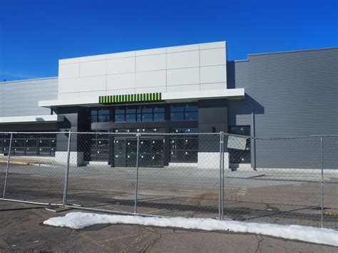 What’s happening with planned Amazon Fresh stores? Denver isn't the