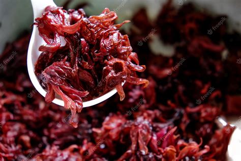 Premium Photo The Process Of Making Roselle Juice By The Traditional