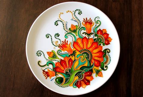 DIY Plate Wall Decor